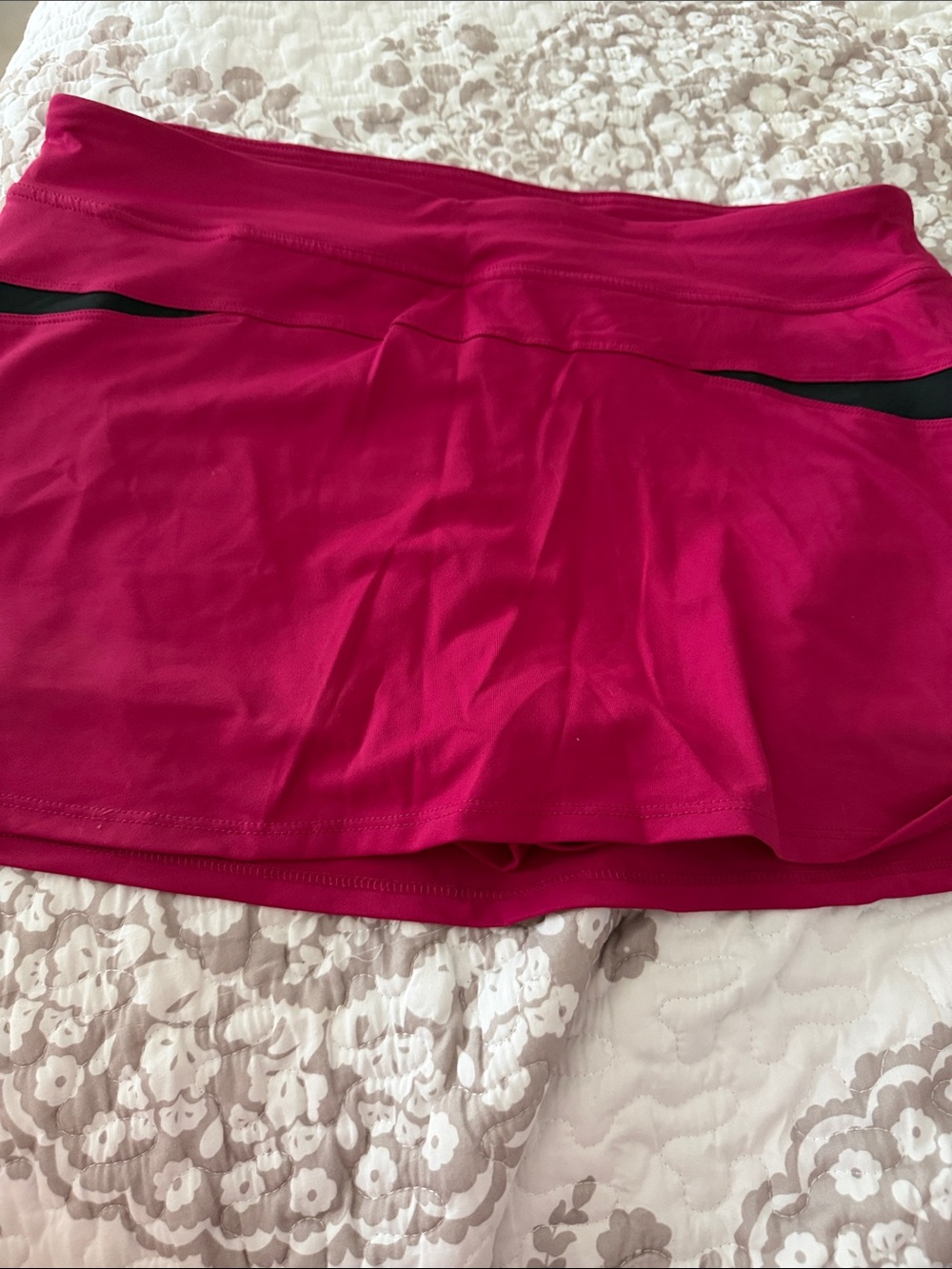 Champion Women’s Active Skort in Fuchsia with Black Trim